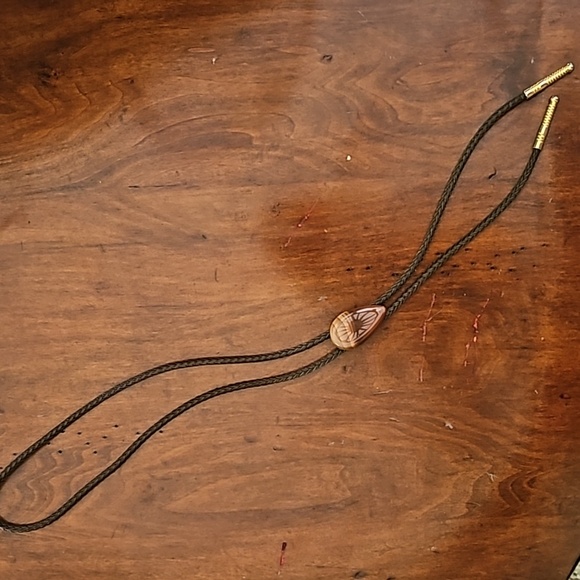 Lariat stone and leather necklace - Picture 2 of 3